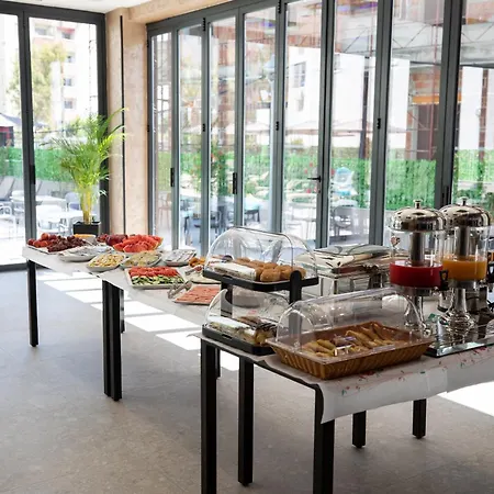 Resilient Golem (Tirana)